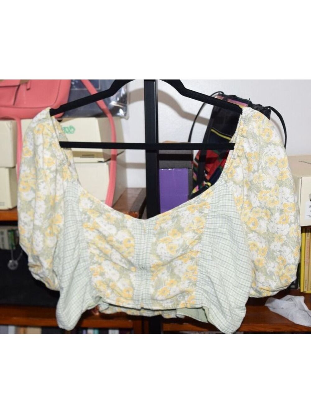 American Eagle Women's Floral Puff Sleeve Crop Top XXL